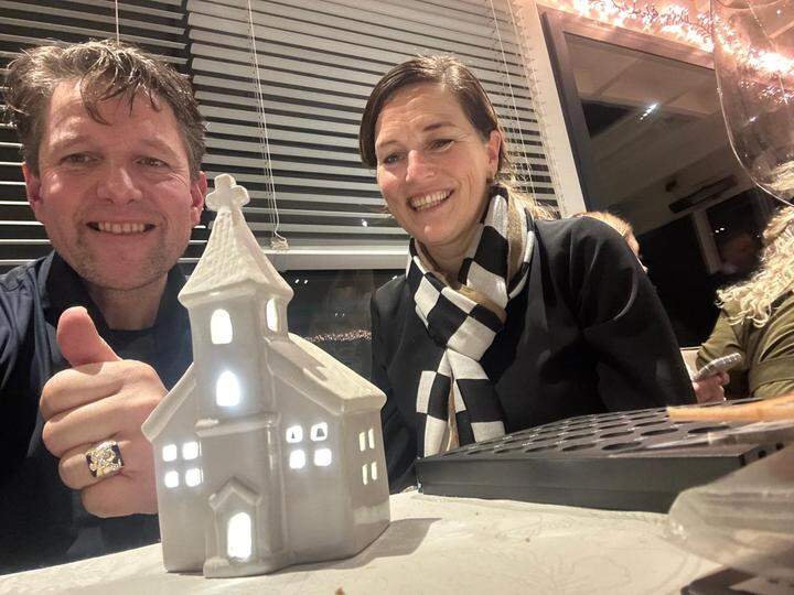 Witte Kerk In Baarn Witte Kerkje in Baarn is verkocht. Karoline en Volkert van Alive hebben